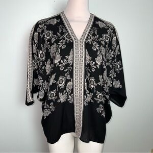 Rose + Olive Black Floral Blouse Women’s Size M Boho Sheer Kimono Sleeve Top